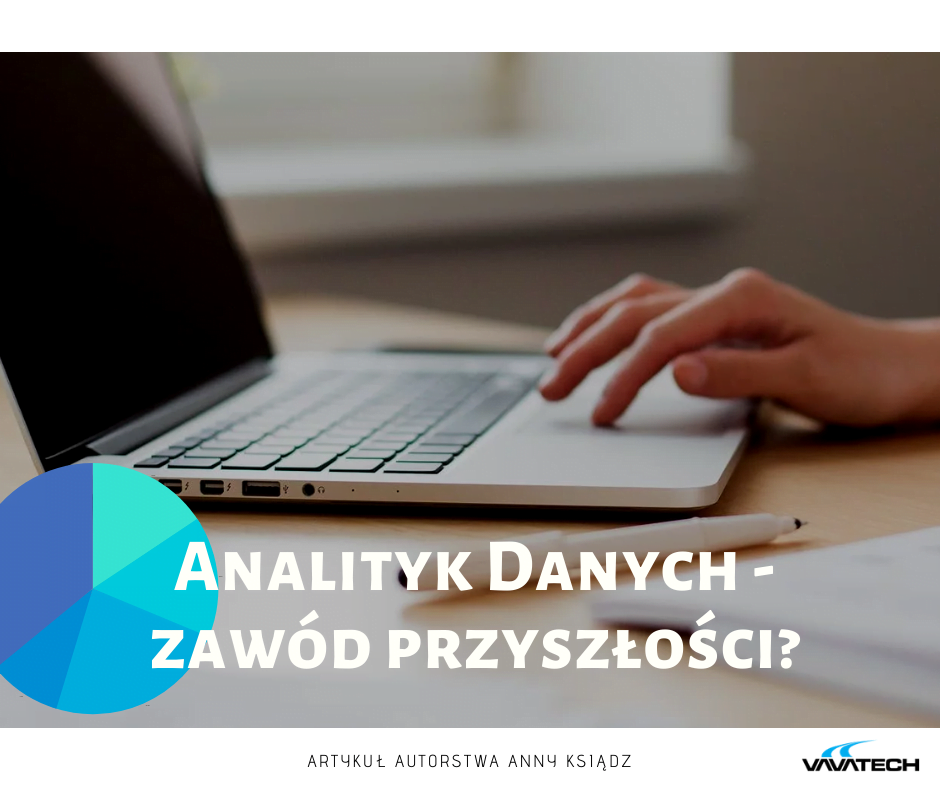 Laptop na biurku z tekstem "Analityk Danych". Analizie danych i programowanie w Python.